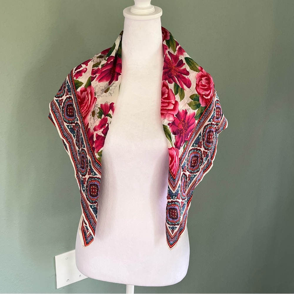 Vintage Usna Floral Silk Triangle Neck Scarf Wrap Tie
